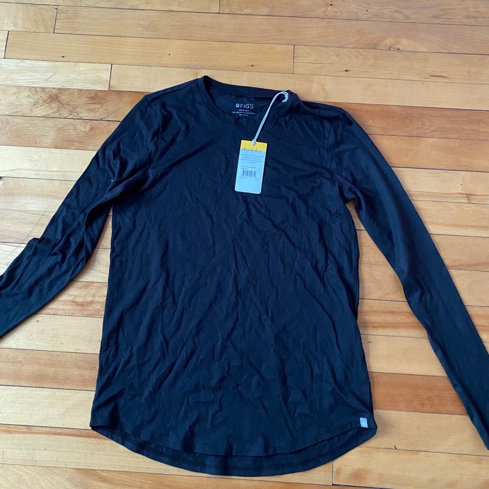 Figs long sleeve under scrub